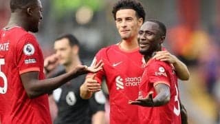 ドヤ顔？困惑？ スーパーボレーが話題のナビ・ケイタ、レジェンド彷彿のパフォーマンスの方が話題に