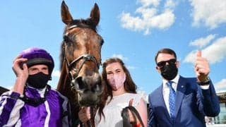 【海外競馬】スノーフォールとラブは凱旋門賞へ、セントマークスバシリカは未定