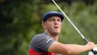 絶叫デシャンボー、力みまくった400yドライバーに米衝撃「爆弾が飛ぶ」「野獣モード」