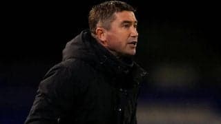 魔法はかけられず…英5部バーネットが“オズの魔法使い”キューウェルを7試合で解任