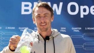 テニス選手が動物愛護のお手伝い、モフモフたちとの写真を公開