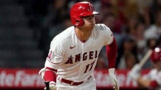 【MLB】大谷翔平、目元隠した“不敵な笑み”が「かっこよすぎて」　お宝1枚にファン悶絶
