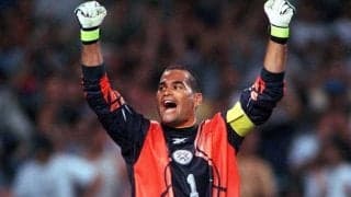 パラグアイの伝説的GKチラベルト氏が崇拝するメッシからプレゼント「ありがとう、レオ」