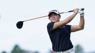 ツインズ3連勝へ、女子ゴルフ・岩井明愛が27位から4打差4位に浮上　妹・千怜は16位