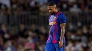 急にボールが来たわけじゃないのに…バルセロナFWデパイがまさかの決定機逸「タップインは簡単なんじゃなかったの?」