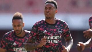 アーセナル支えるDFガブリエウが大一番を前にモデルの彼女と婚約発表「永遠に愛している」