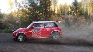 WRCフィンランド：SS1で100%再生可能燃料を使用したMINI R4のデモランを実施