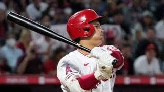 【MLB】4度も四球で歩いた大谷翔平、バットボーイとのほのぼの交流に反響「表情見て下さい！」