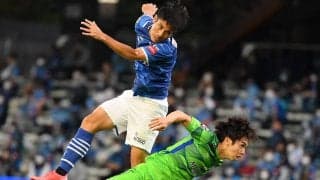 川崎Fが連夜の逆転勝ち! 知念の後半AT弾で粘る湘南を振り切る【明治安田J1第30節】