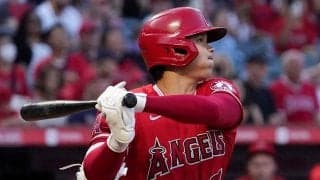 【MLB】これじゃ歩かされても仕方なし…連続三塁打の大谷翔平にファン「そら四球で逃げますわ」