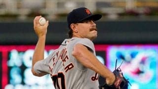 【MLB】高さ32メートルのチェンジアップ？　決して打たれない球筋にファン混乱「なんだそりゃ」