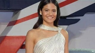 全米女王 「007」上映会に