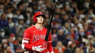 【MLB】大谷翔平、3ボールから仰け反るフルスイングにOB驚愕　「バンクーバーに届いたかも」