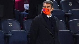 バルサ会長が監督の続投を明言「クーマンがバルセロナの監督であり続ける」、アトレティコ戦の結果問わずファンに忍耐を求める