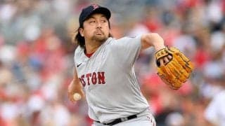 【MLB】日本人唯一PS進出の澤村拓一、歓喜のチーム集合写真を公開「頂点目指して頑張ります」