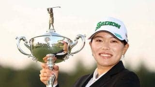 4冠達成の勝みなみが歓喜「人としても素晴らしい藍さん、諸見里さんに並べて嬉しい」