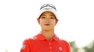 原英莉花→勝みなみへ　日本女子OPで撮られた“ジャケット贈呈式”に反響「文句なし」