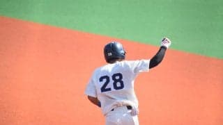 [硬式野球] 矢吹の本塁打含む２桁安打　今季初白星を挙げた東農大１回戦