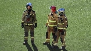 サッカーW杯予選のピッチで火災　試合前日にベンチ炎上、英メディアが写真公開