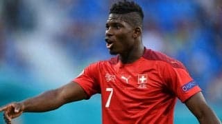 10人の北アイルランド撃破のスイス、首位イタリアを追走《カタールW杯欧州予選》