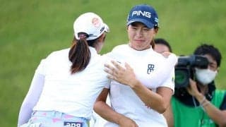 渋野日向子が涙一転のスマイル　復活V直後の1枚にファン祝福「やっぱりシブコは素敵」