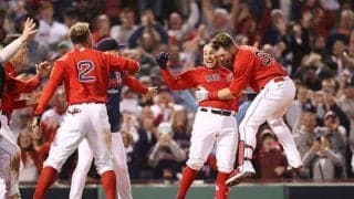 【MLB 地区S】Rソックス、リーグ優勝決定Sへ王手　バスケスが延長13回サヨナラ2ラン