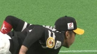 「これぞ超人捕球」「もう猫」鷹・今宮健太、華麗なジャンピング捕球に絶賛の声