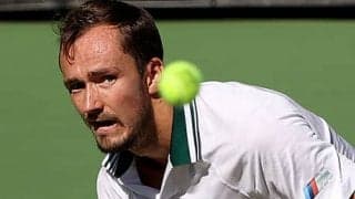 メド 8強逃す「理由分かる」