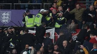 ハンガリーサッカー連盟、イングランド戦で暴動を起こした自国サポーターへの制裁を発表