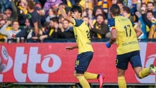 衝撃ハットの三笘薫、現地サポーターの心掴んだ“証拠映像”に反響「英雄じゃねぇか」