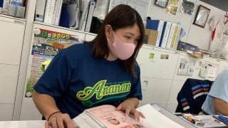 22歳の元女子プロが「おじいちゃんと、ほのぼの」プレー　草野球の聖地で新たな使命