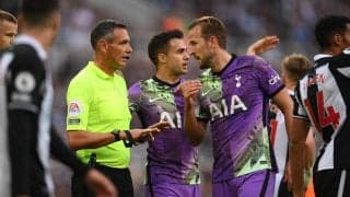 「何かがおかしいと思った」選手が気が付き主審に試合中断を要請…話題のニューカッスル初陣でファンが心停止のアクシデント