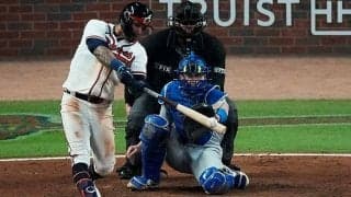 【MLB 優勝決定S】ブレーブスが劇的サヨナラで2連勝！　8回に2点差追いつき、9回にロサリオが決勝打