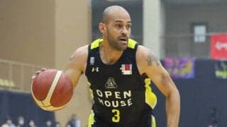 群馬のマイケル・パーカーが史上初の個人通算1万3000得点を達成