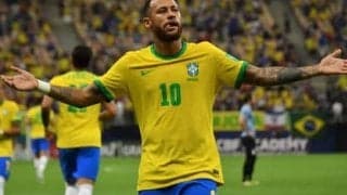 PSG内での序列はいまや３位に。ネイマールが完全復活するために必要なこと