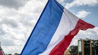 植田直通在籍のニームの選手1名が未成年売春の容疑で身柄を拘束