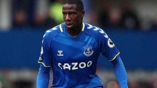 エバートンに痛手…ドゥクレが中足骨の疲労骨折で数週間の離脱へ