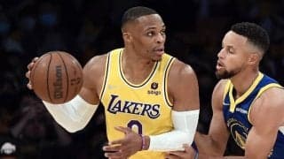 逆転で敗れたレイカーズ、ウェストブルックについてボーゲルHC「時間が必要」