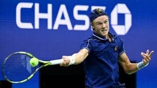 テニスで人助け、デンマークNo.1選手ルーネがアフリカに使用ラケットを寄贈