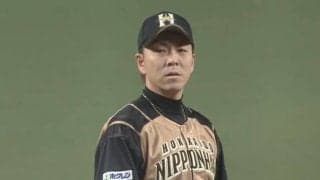 後ろから見た軌道が“ブーメラン”　鉄腕の投げる衝撃の魔球が「化け物かな？」