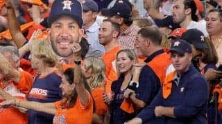 【MLB】少女ファンの行動に「100点」と称賛　アストロズ戦の珍ボードとは「私は宿題より…」