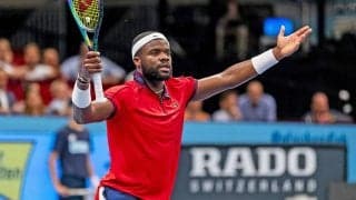 第1シードのチチパスが突然の不調で逆転負け。ティアフォーがベスト8進出[エルステバンク・オープン]