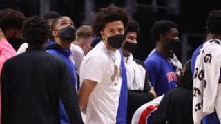 足首の負傷で離脱中のケイド・カニングハム、復帰の見通しが立たず