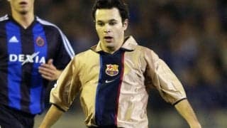 イニエスタが19年前のバルセロナデビューを回顧、海外からは「監督になって」の声も