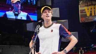 絶好調シナーがルードを下して準決勝進出、ツアー最終戦出場圏内に[エルステバンク・オープン]