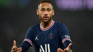 あわやピッチ上で一触即発の激しい口論！ 仲裁に入ったのは意外にもネイマール