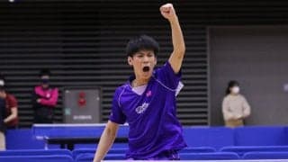 明大対決制した戸上、愛工大3選手が待つ準決勝へ　男子シングルス準々決勝結果＜卓球・全日学＞