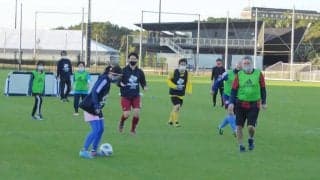 ウォーキング・フットボールを初体験/六川亨の日本サッカー見聞録