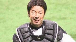 鷹・高谷裕亮が引退会見「大満足」　2軍バッテリーコーチ就任も発表