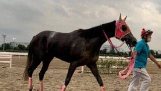 話題の「スモモモモモモモモ」が待望の初勝利